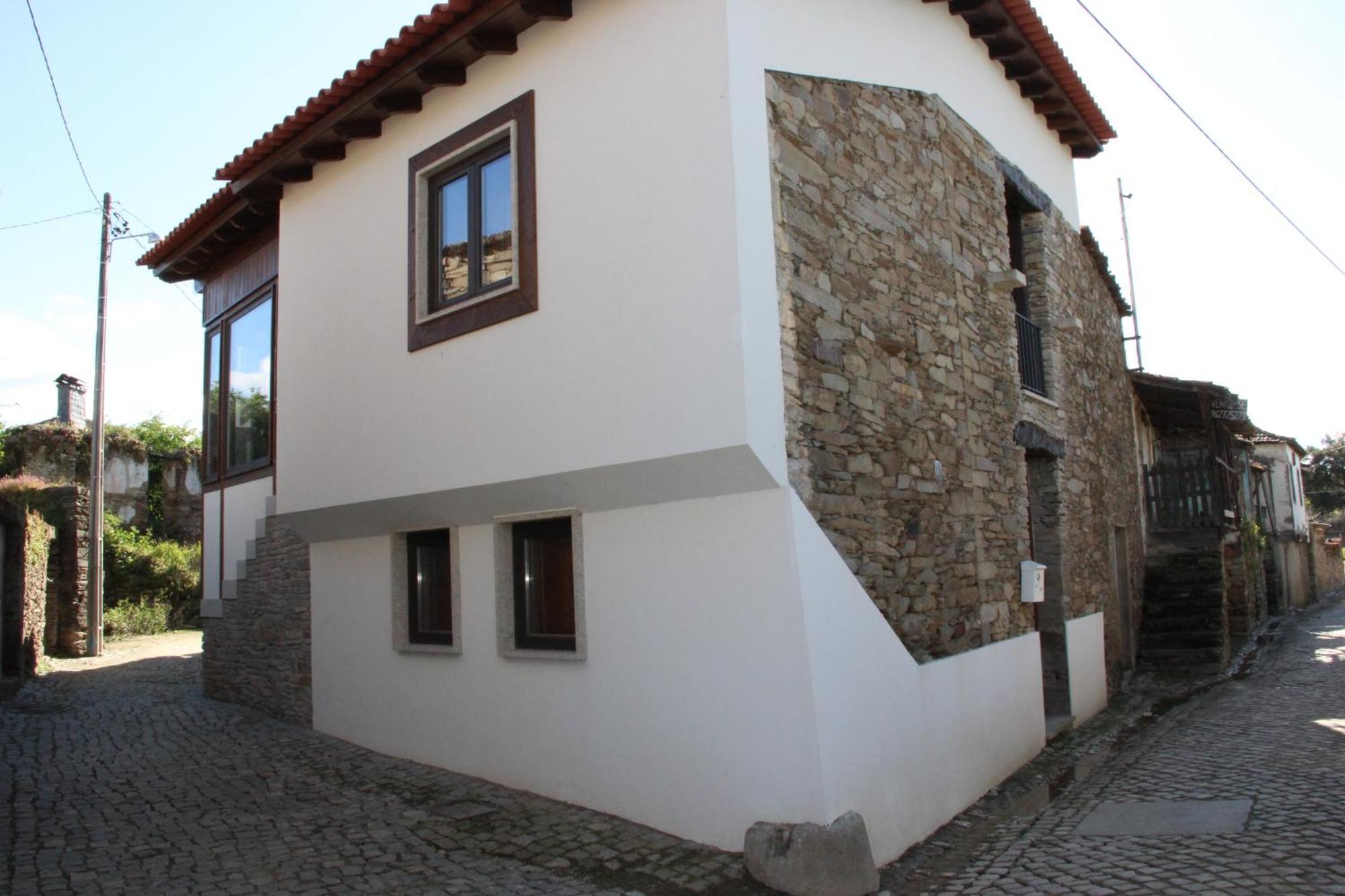 Casa Do Ferrador Villa Mirandela Eksteriør bilde
